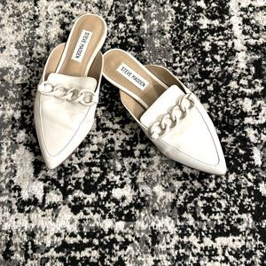 Steve Madden pointy work flats.